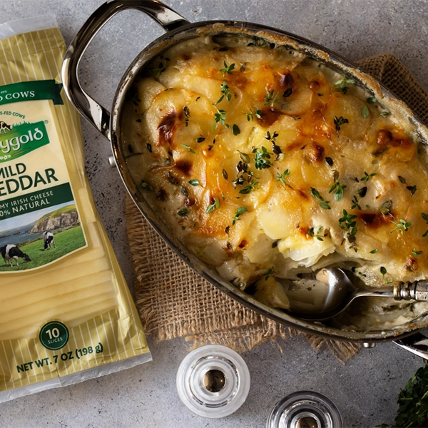 Baked Cheddar Potato Gratin